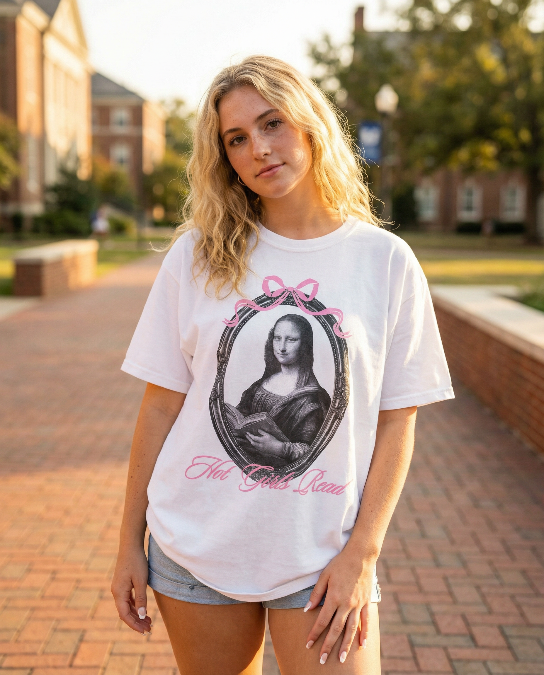 Hot Girls Read Bookish Graphic Tee