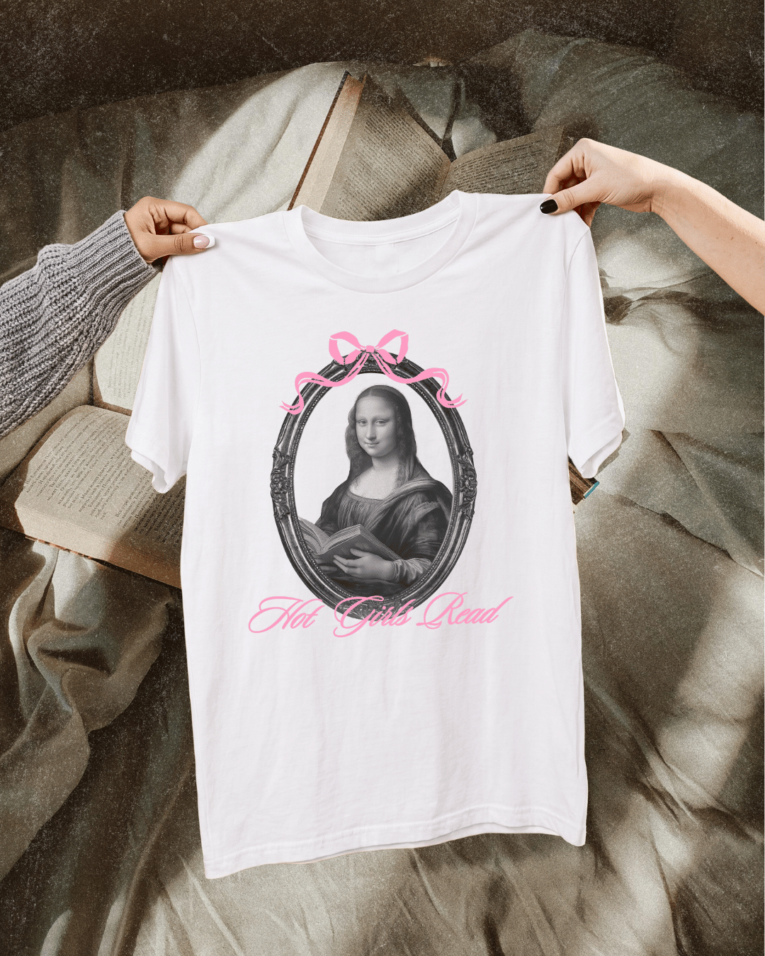Hot Girls Read Bookish Graphic Tee